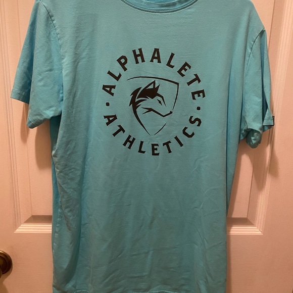 Alphalete shirt bundle Large - Picture 13 of 13